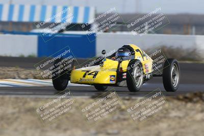 media/Mar-16-2025-CalClub SCCA (Sun) [[e72803ec8c]]/Group 3/Qualifying (Turn 1)/